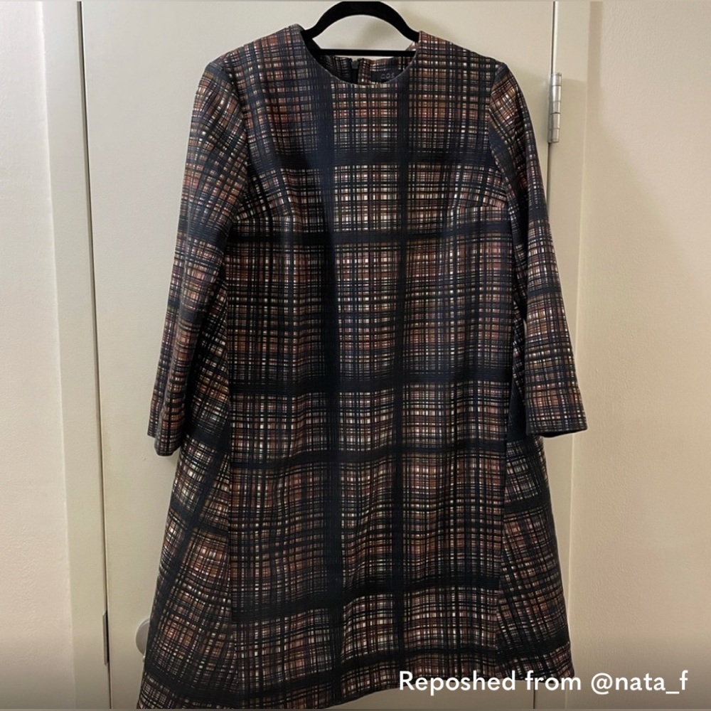 COS, Midi dress, A silhouette, checkered.Size 6